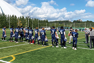 アメリカンフットボール大会のサポート活動